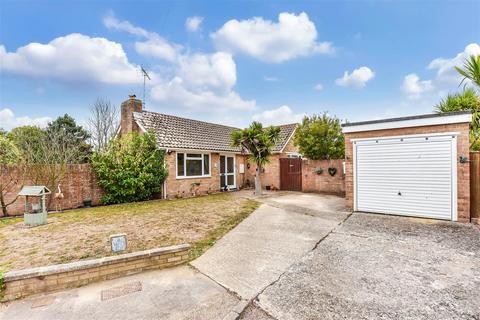 37 Briar Close, Yapton, Arundel, BN18 0ES