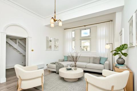 undefined, Flat 47, 50 North Bridge, Edinburgh EH1 1QN