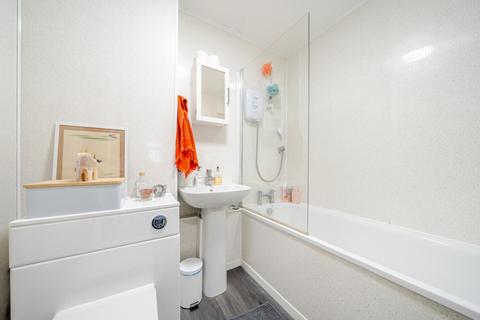 1 bedroom flat for sale, Albemarle Road, Beckenham, BR3