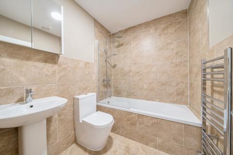 3 bedroom flat for sale, North End Road, Fulham, London, SW6