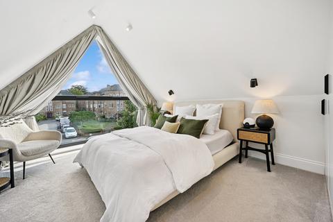 2 bedroom flat for sale, Cleveland Road, Ealing, London, W13