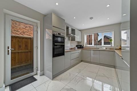 3 bedroom detached house for sale, Nightingale Close, Melton, IP12