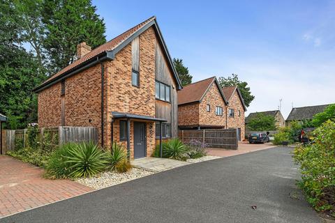 undefined, Nightingale Close, Melton, IP12