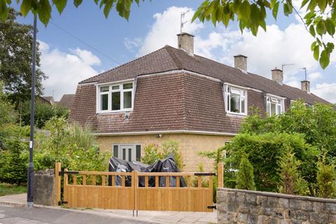 106 Southlands, Bath, BA1 4EA