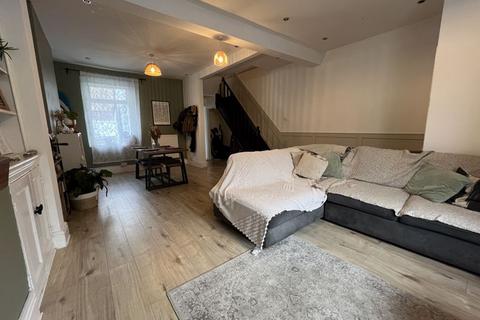 undefined, 32 Diamond Street, Cardiff, CF24 1NR