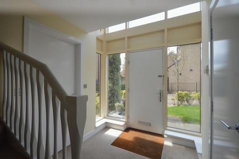 undefined, Queensway Court, MOORGATE
