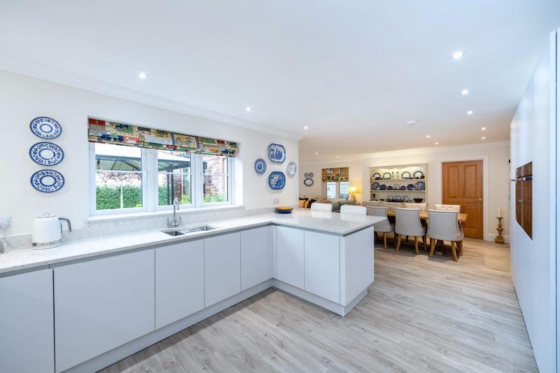 Kitchen & Dining...