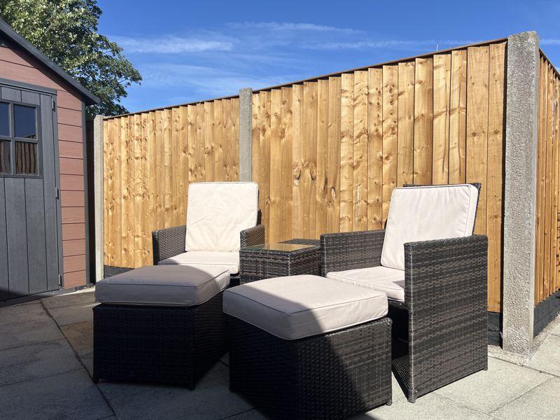 Outdoor Seats