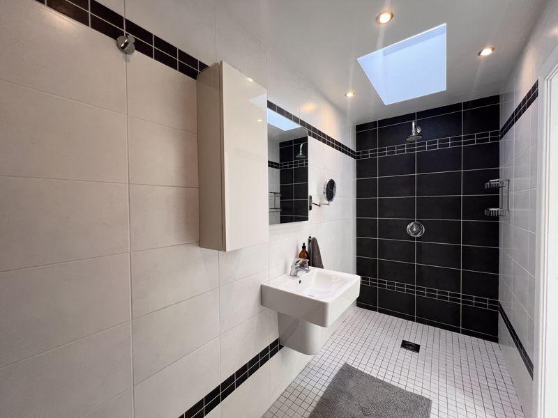 Master En-suite