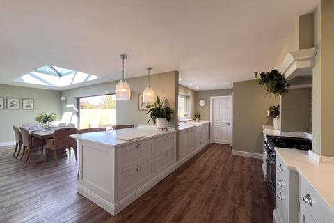 undefined, Golf Open 2026 - Sunny Road, Southport - Bungalow Sleeps 8