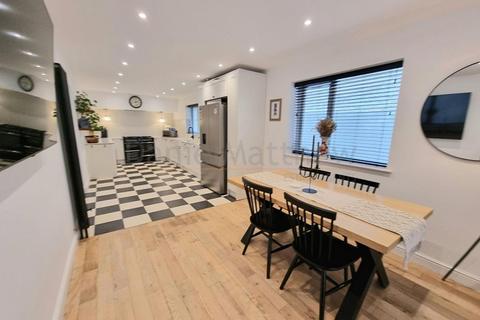 2, The Woods Briary Way, Brackla, Bridgend, CF31 2PT
