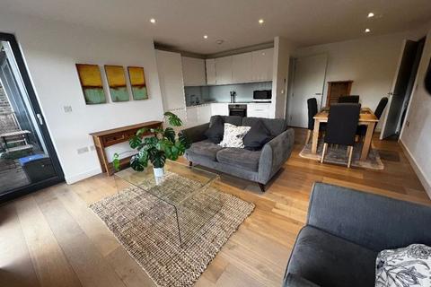 2 bedroom property for sale, Kings Avenue, London SW4