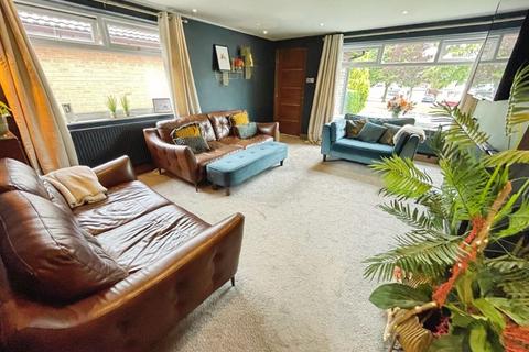 Colchester Drive, Bolton