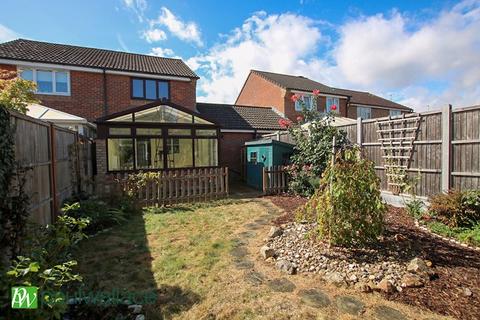 24 Isabel Gate, Cheshunt, Waltham Cross, EN8 0XL
