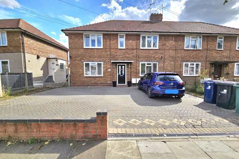 undefined, Bournemead Avenue, Northolt, UB5