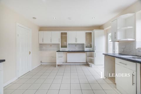 4 bedroom house to rent, Simms Close, Carshalton, SM5
