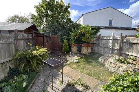 23 Burnet, Stantonbury, Milton Keynes, MK14 6AJ