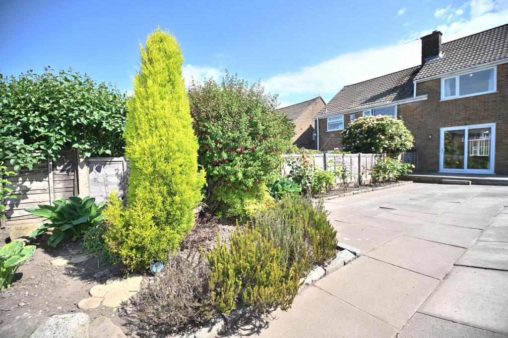 17 Taywood Road, Hunger Hill, Bolton, BL3 4 SJ
