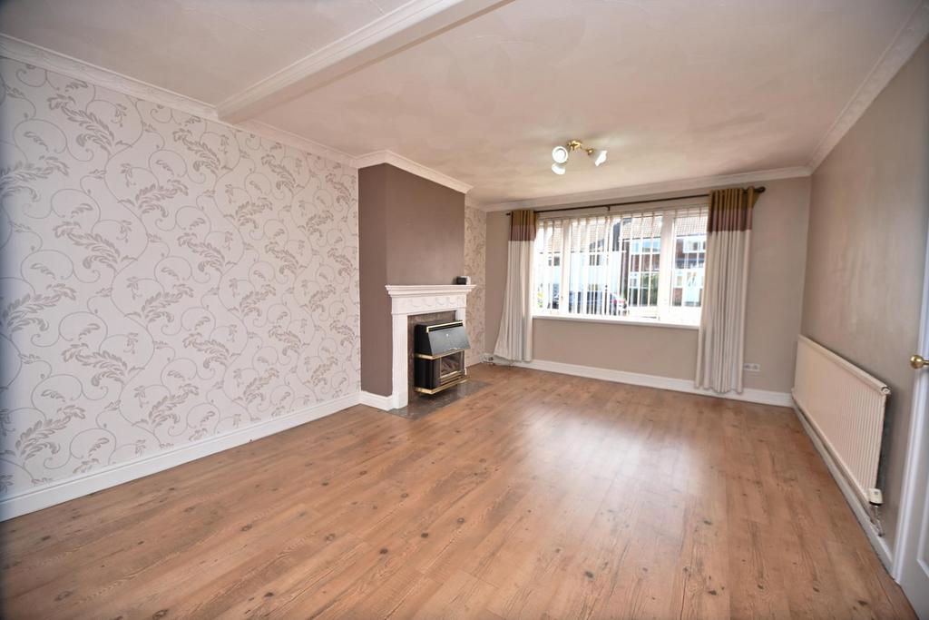 17 Taywood Road, Hunger Hill, Bolton, BL3 4 SJ
