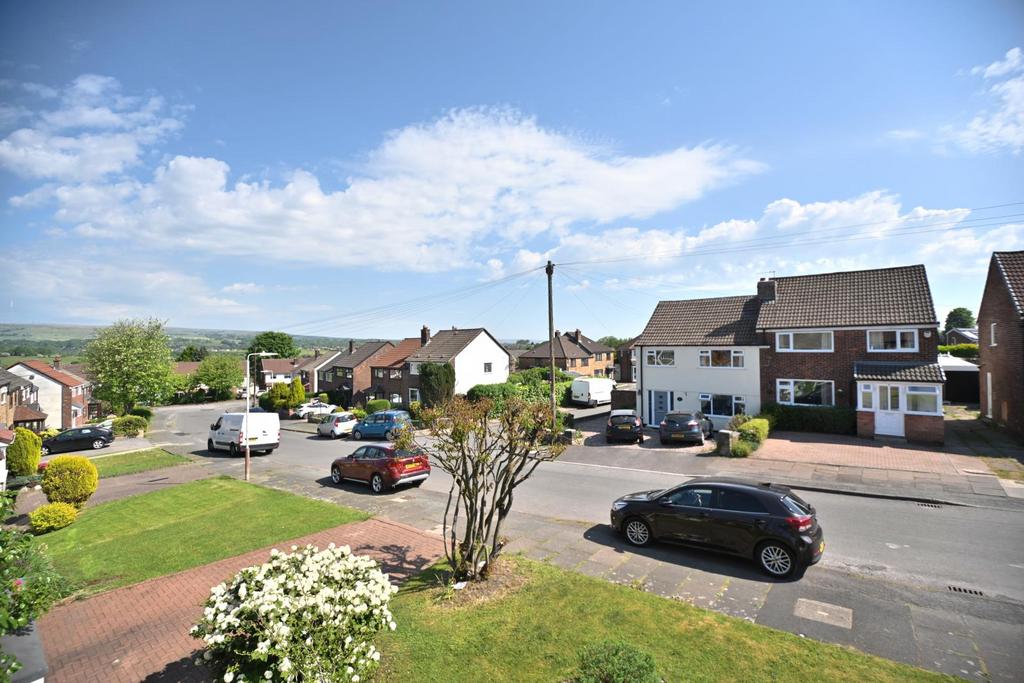 17 Taywood Road, Hunger Hill, Bolton, BL3 4 SJ