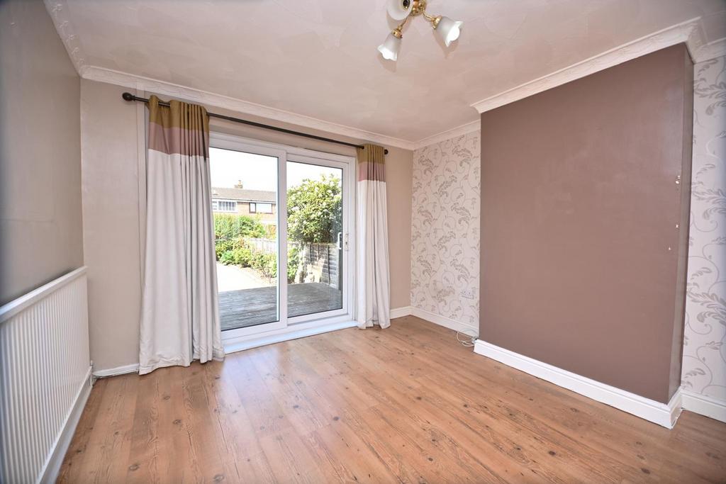 17 Taywood Road, Hunger Hill, Bolton, BL3 4 SJ