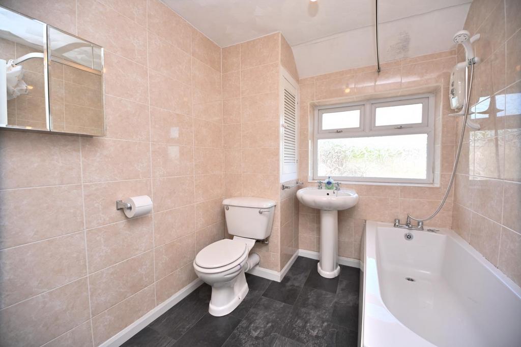 17 Taywood Road, Hunger Hill, Bolton, BL3 4 SJ