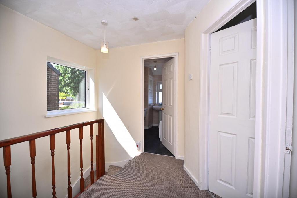 17 Taywood Road, Hunger Hill, Bolton, BL3 4 SJ