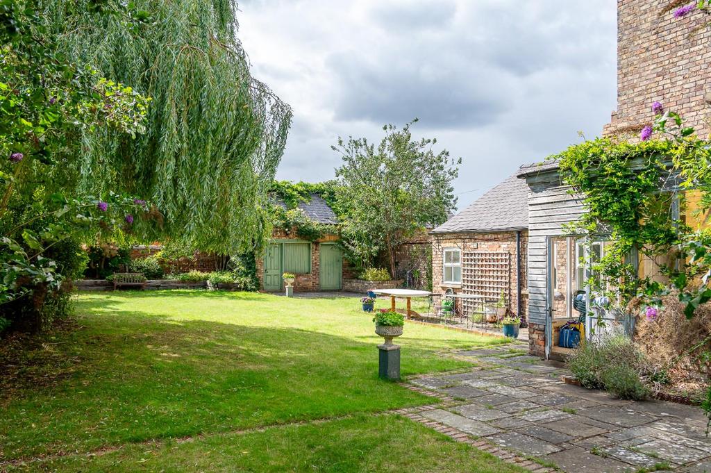 66 Langton Rd-31.jpg
