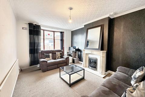 3 bedroom semi-detached house for sale, Kedleston Road, Leicester, LE5