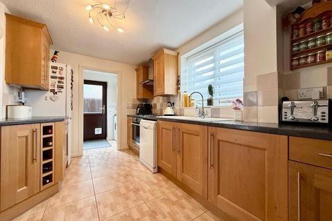 undefined, Dovedale, Bushmead, Luton, Bedfordshire, LU2 7FQ