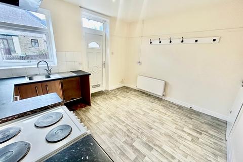 2 bedroom terraced house for sale, Mannville Walk, Keighley, BD22