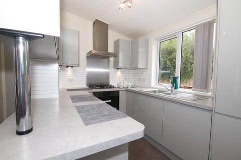 undefined, 21A, Southport, Lancashire, PR9