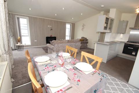 undefined, 21A, Southport, Lancashire, PR9
