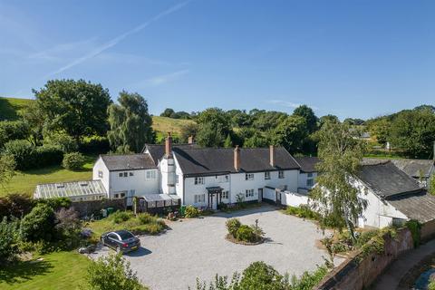 10 bedroom semi-detached house for sale