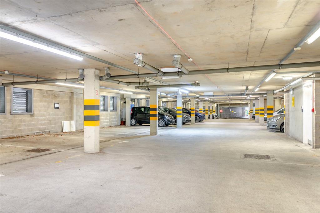 Garaging