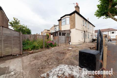 2 bedroom flat for sale, Church Road, London