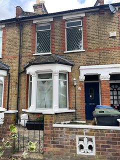 3 bedroom terraced house to rent, Southfield Road, Enfield