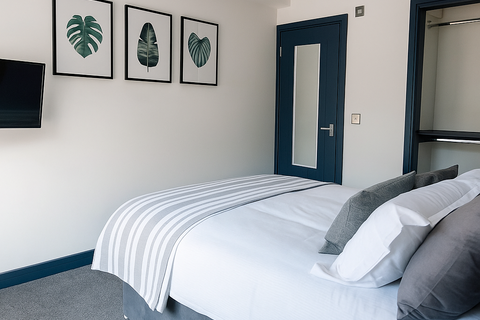 undefined, HMO Room 4, Royal Avenue