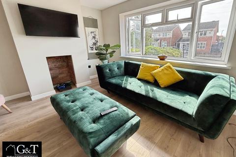 2 bedroom end of terrace house for sale, Pheasant Street, Brierley Hill