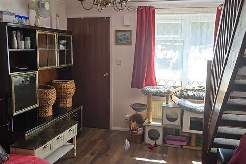 2 bedroom terraced house for sale, The Head Race, Maidstone