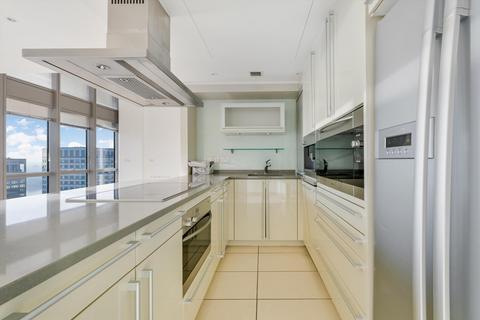 3 bedroom flat to rent, West India Quay, 26 Hertsmere Road, London, E14.