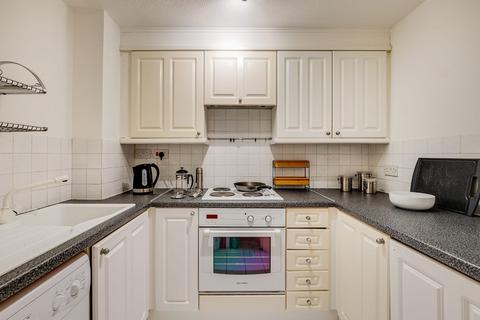 1 bedroom flat for sale, Newark Street, London E1