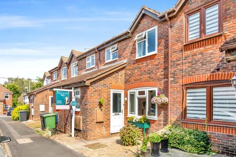 3 bedroom terraced house for sale, Blue Timbers Close, Bordon GU35