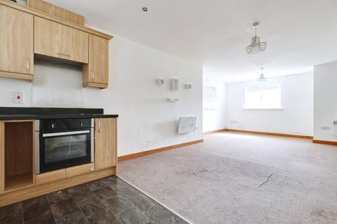 2 bedroom ground floor flat for sale, Kendal, Purfleet-on-Thames RM19