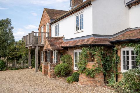 4 bedroom detached house for sale, Nash Road, Milton Keynes MK17