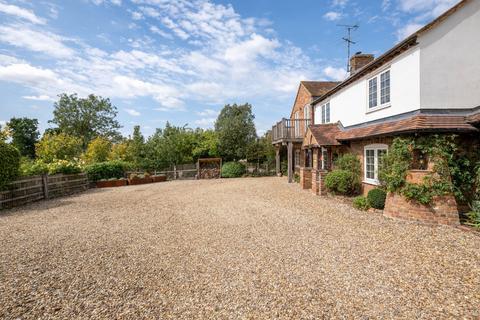 4 bedroom detached house for sale, Nash Road, Milton Keynes MK17