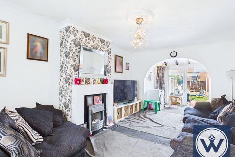 3 bedroom semi-detached house for sale, Stanhope Road, Greenford, UB6 9EA