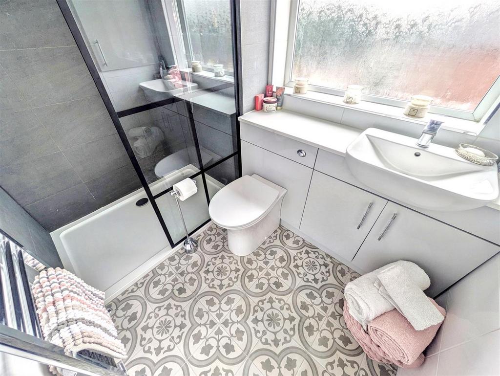 Shower Room.jpeg