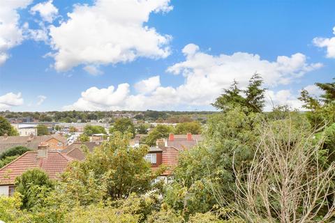 Flat 14, Byron House Chapel Close, Crayford, Dartford, DA1 4DG