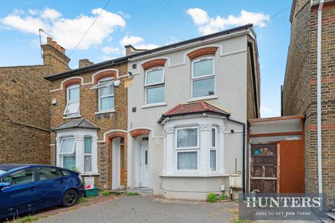 undefined, Vicarage Farm Road